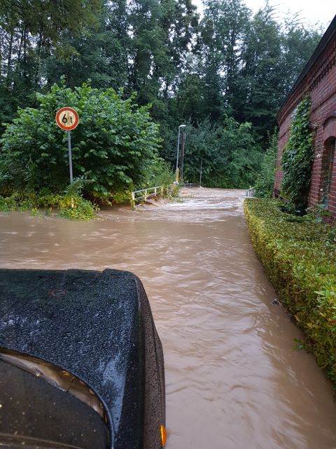 Starkregenereignis vom 14.07.2021 in Ratingen-Schwarzbach, an der Brücke „Am Butterbusch“