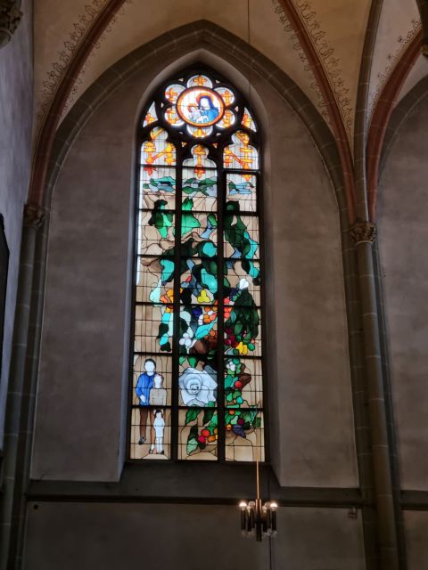 Fenster der Kirche St. Peter und Paul (c) Frank Bettermann